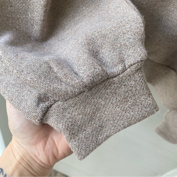 CUPCAKES AND CASHMERE Balloon Sleeve Pullover Sweatshirt - Picture 7 of 11